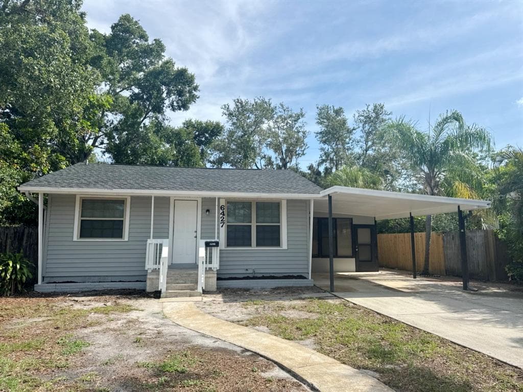 6427 2ND AVENUE S ST PETERSBURG, FL 33707
