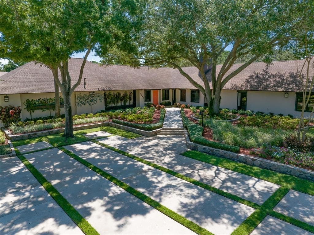1835 ALICIA WAY CLEARWATER, FL 33764