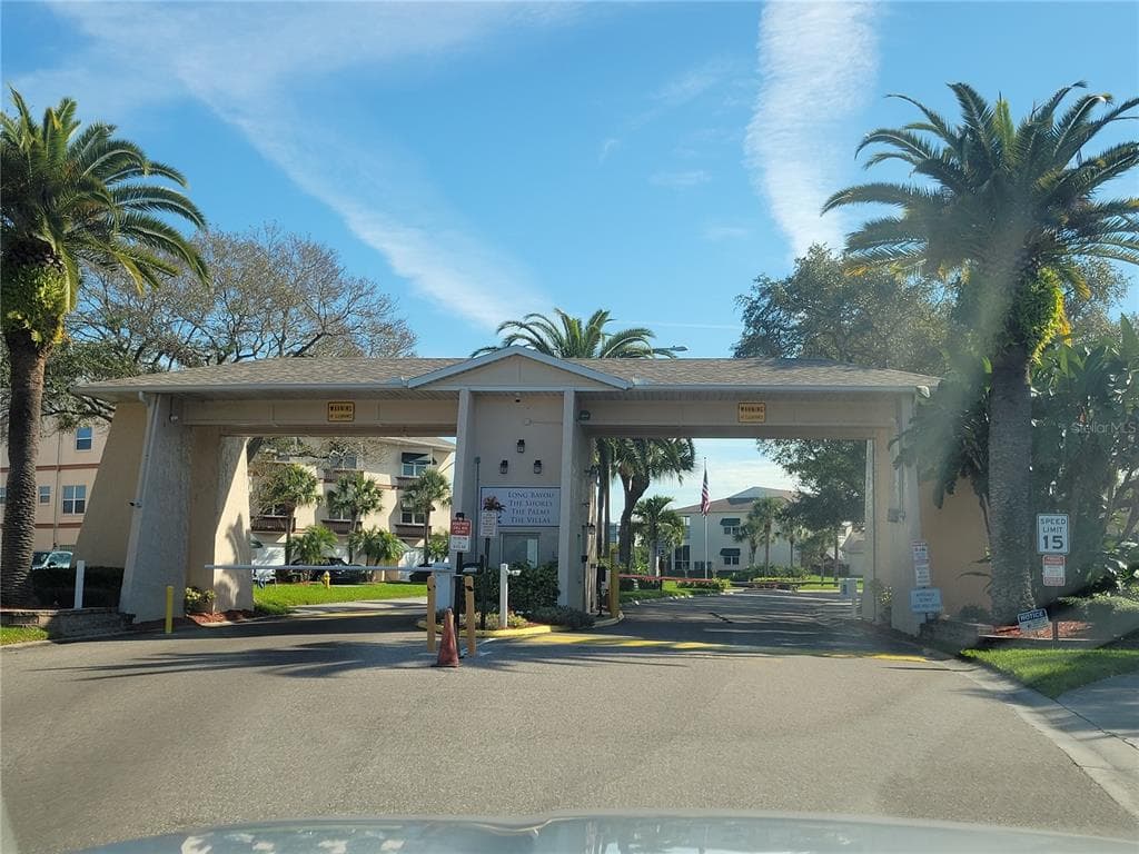 10036 63RD AVENUE N UNIT 19 ST PETERSBURG, FL 33708