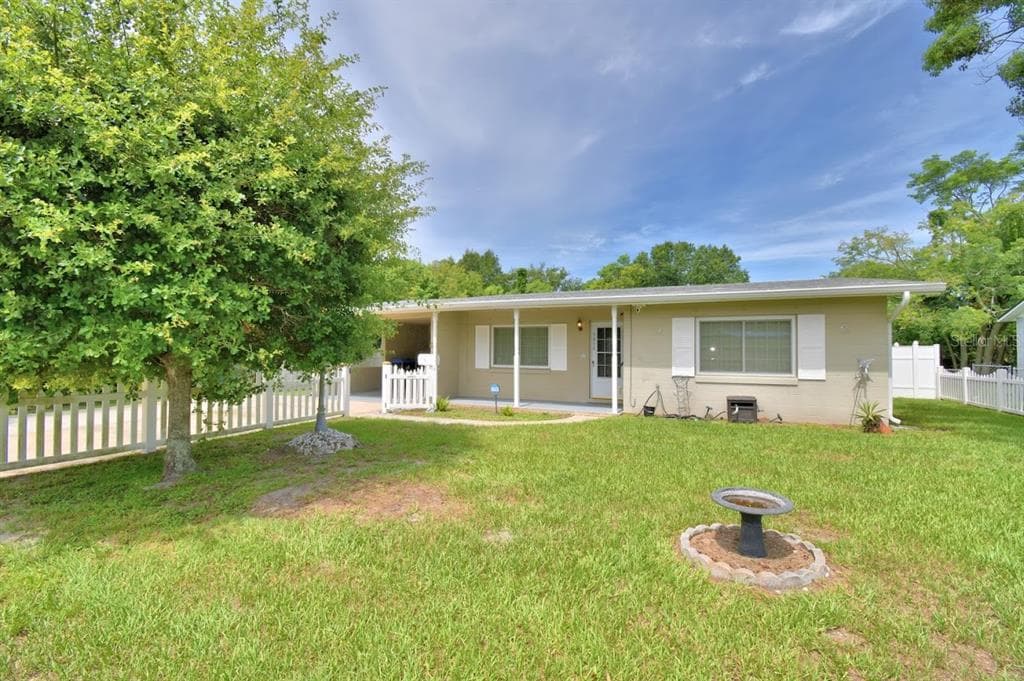 7814 PLUNKETT AVENUE ORLANDO, FL 32810