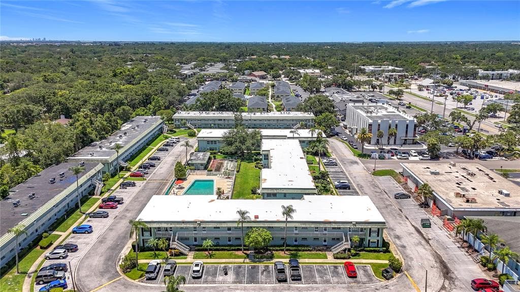 1433 S BELCHER ROAD UNIT B11 CLEARWATER, FL 33764