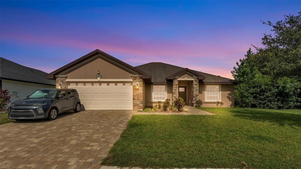 311 BENTLEY OAKS BOULEVARD AUBURNDALE, FL 33823