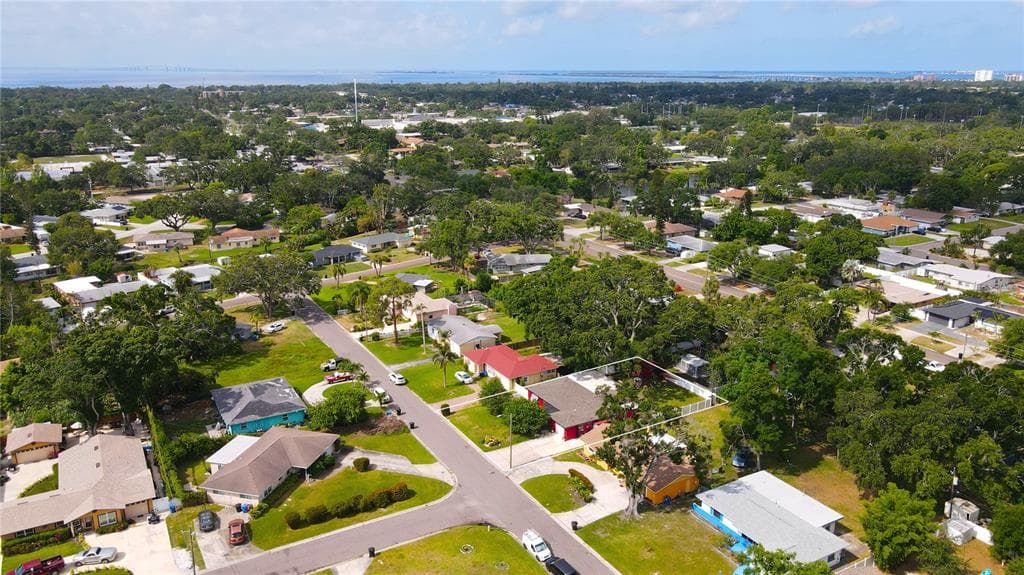 5501 HIGHLAND STREET S ST PETERSBURG, FL 33705