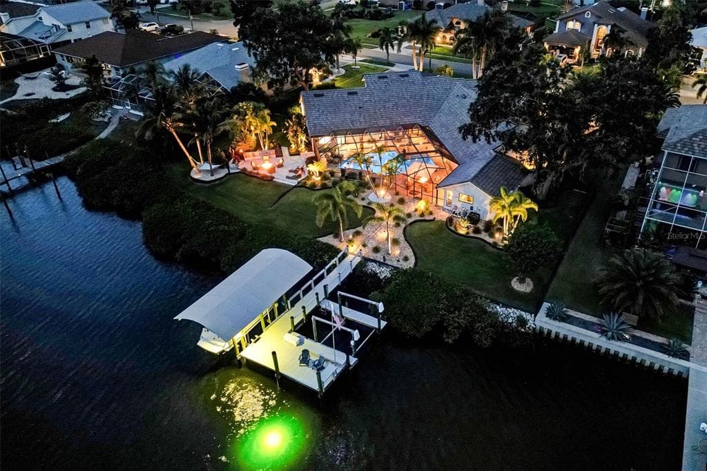 6605 SEABIRD WAY APOLLO BEACH, FL 33572