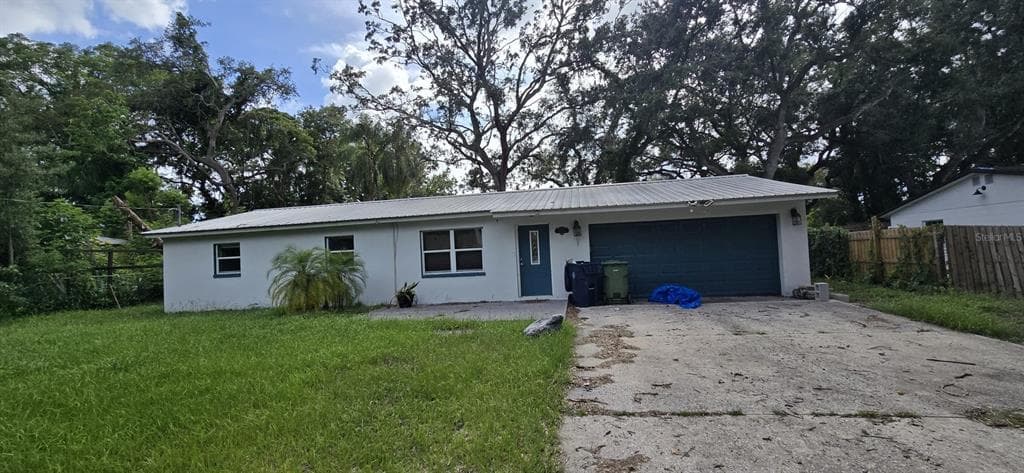 10918 N BOULEVARD TAMPA, FL 33612