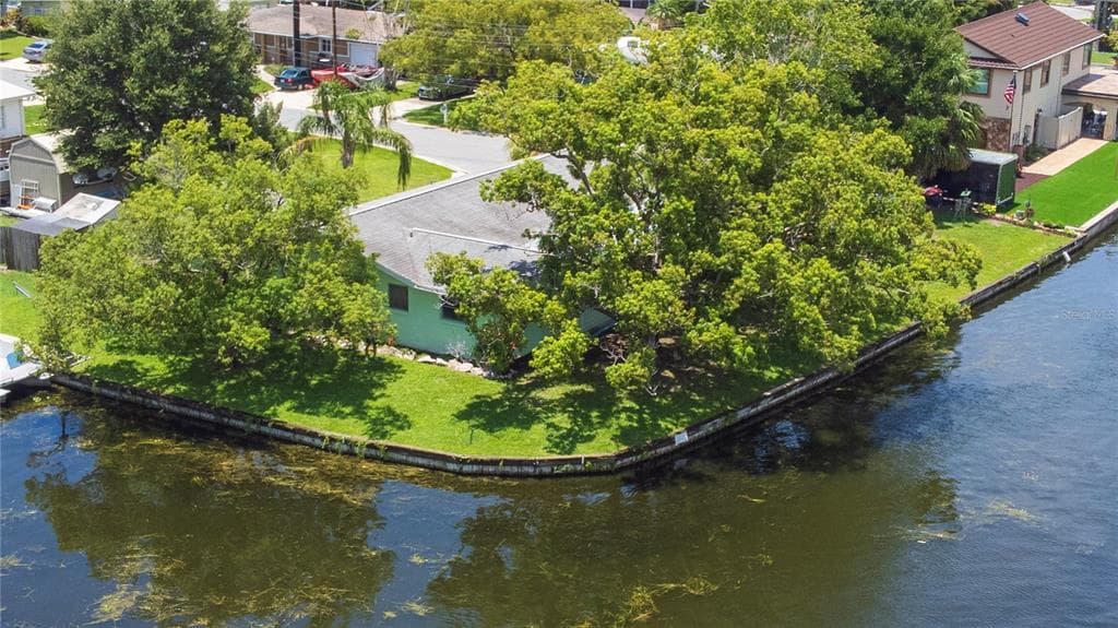 33 CYPRESS DRIVE PALM HARBOR, FL 34684