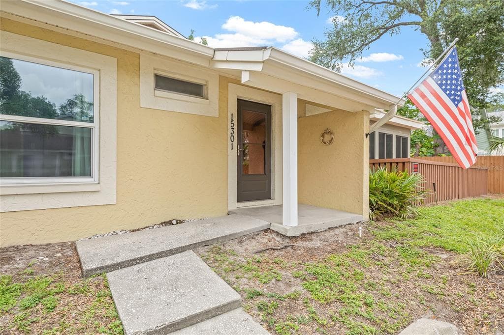 15301 MORNING DRIVE LUTZ, FL 33559