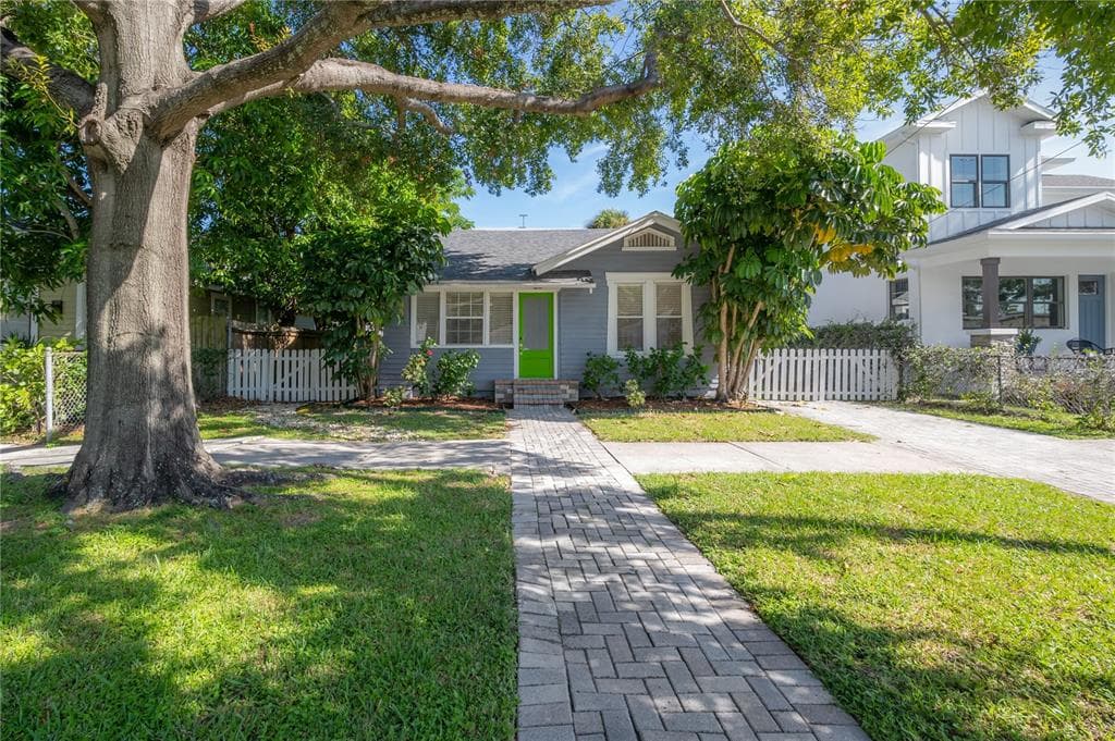 1711 W NORTH B STREET TAMPA, FL 33606