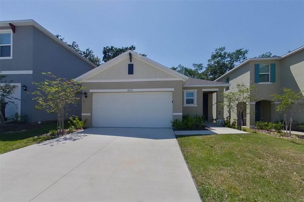 32021 KATELIN CIRCLE LEESBURG, FL 34748