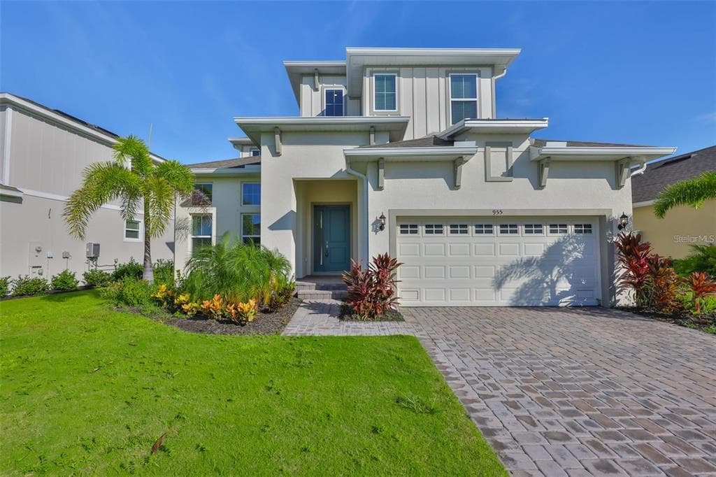 955 SIGNET DRIVE APOLLO BEACH, FL 33572