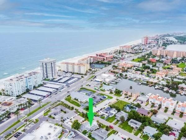 113 174TH AVENUE E REDINGTON SHORES, FL 33708