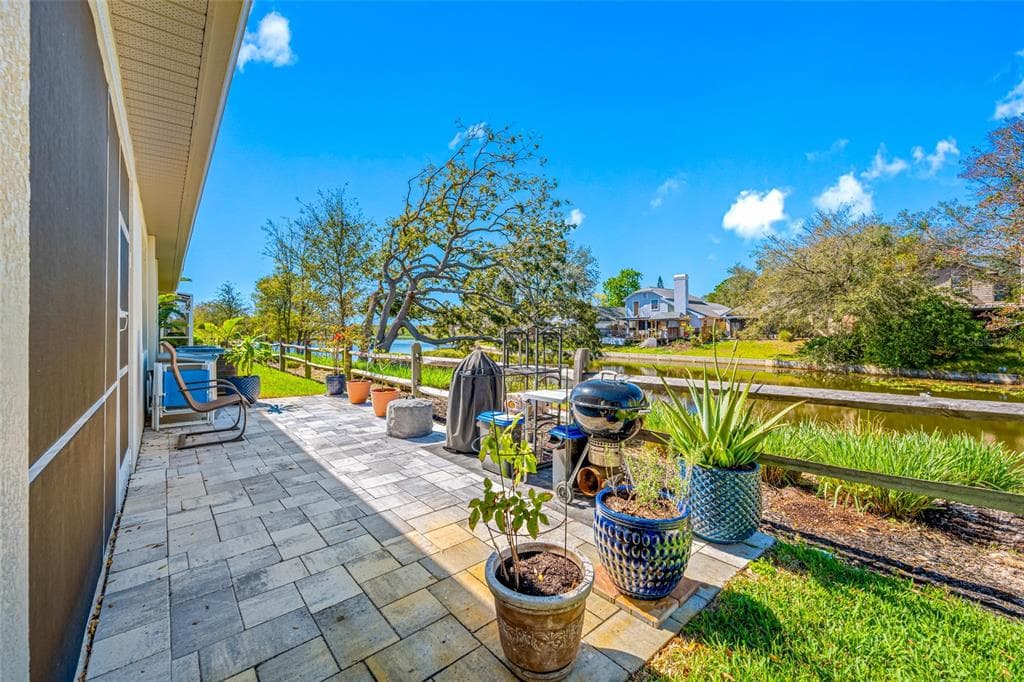 2270 SPRING LAKE COURT CLEARWATER, FL 33763