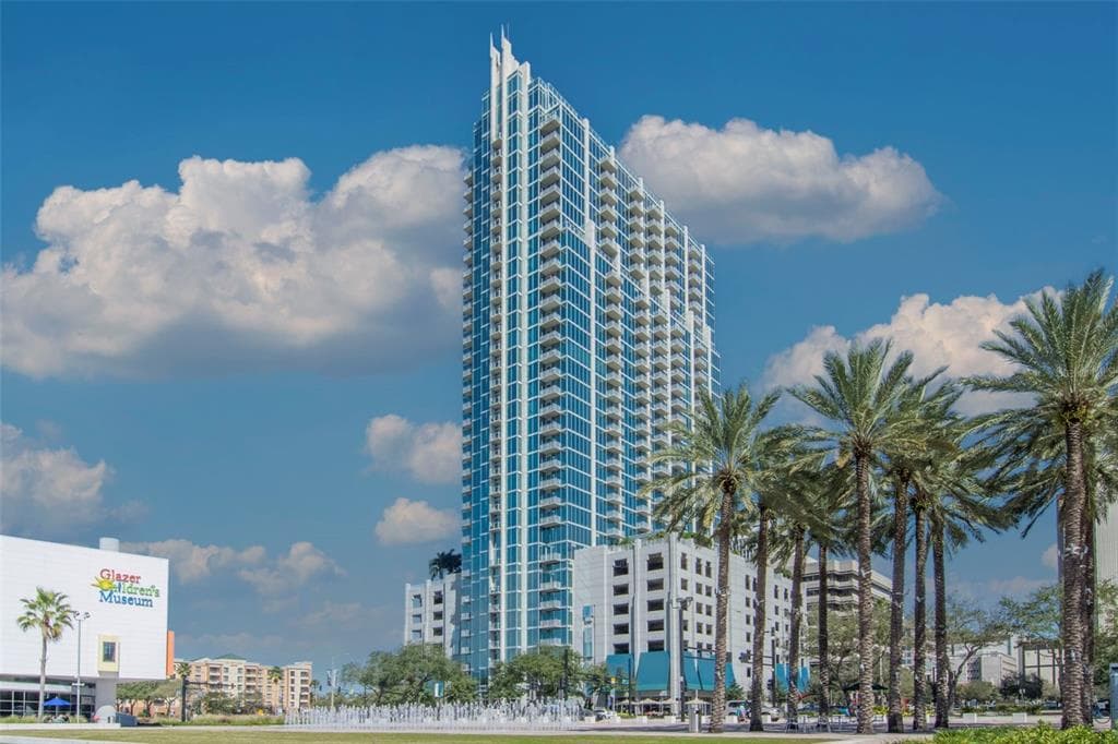 777 N ASHLEY DRIVE UNIT 2608 TAMPA, FL 33602