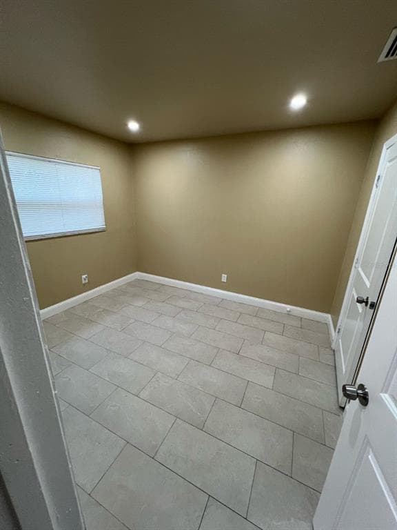 10106 N 10TH STREET UNIT B TAMPA, FL 33612