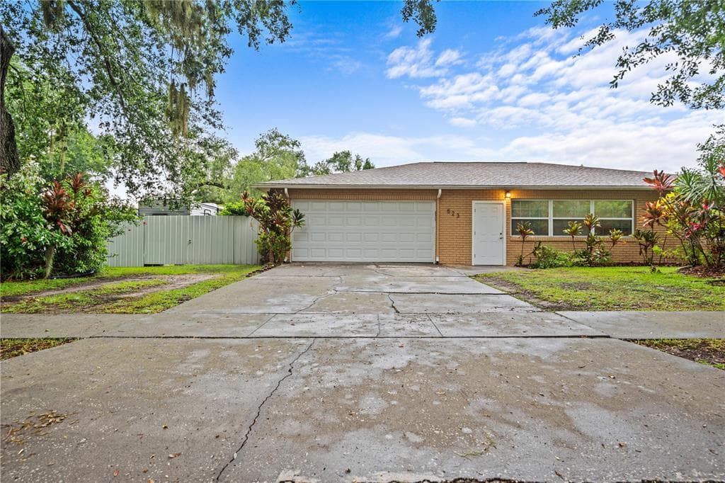 523 NORTHRIDE TRAIL LAKELAND, FL 33813