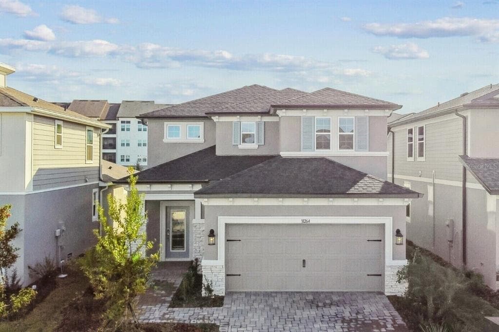 31264 PENDLETON LANDING CIRCLE WESLEY CHAPEL, FL 33545