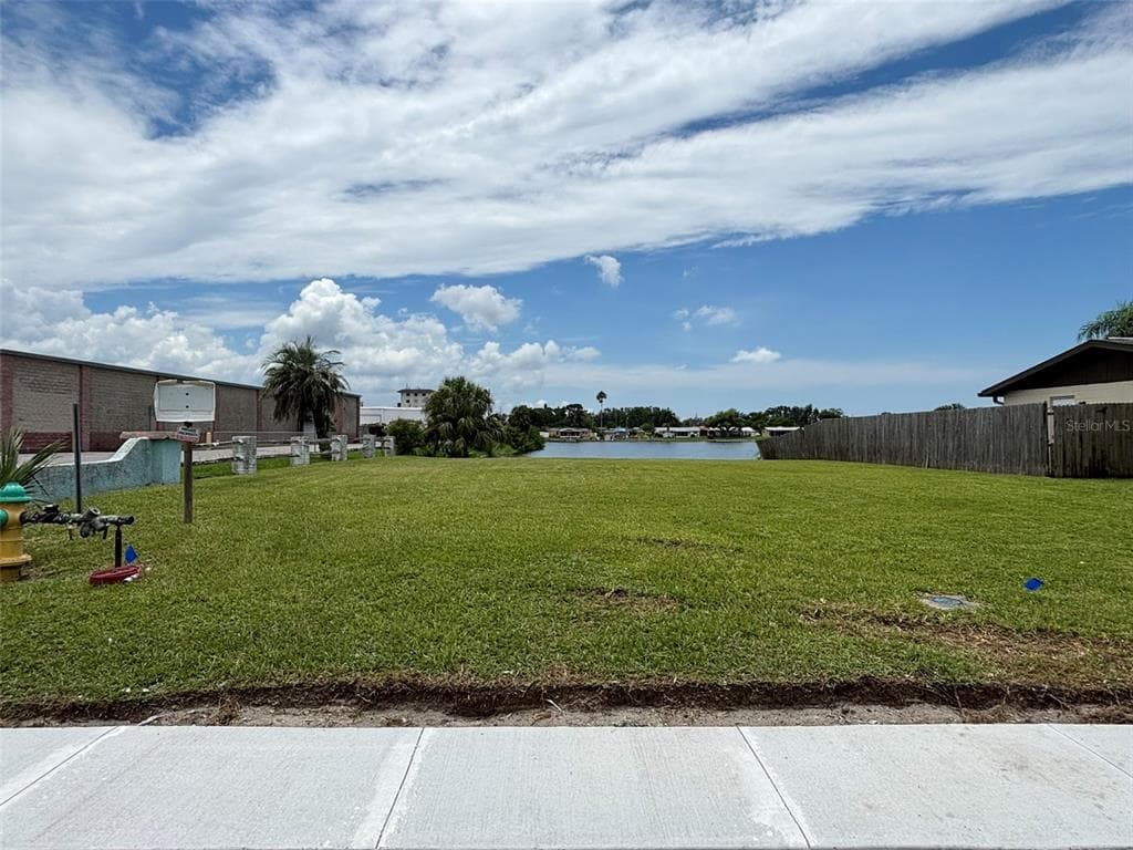 4368 SUNRAY DRIVE