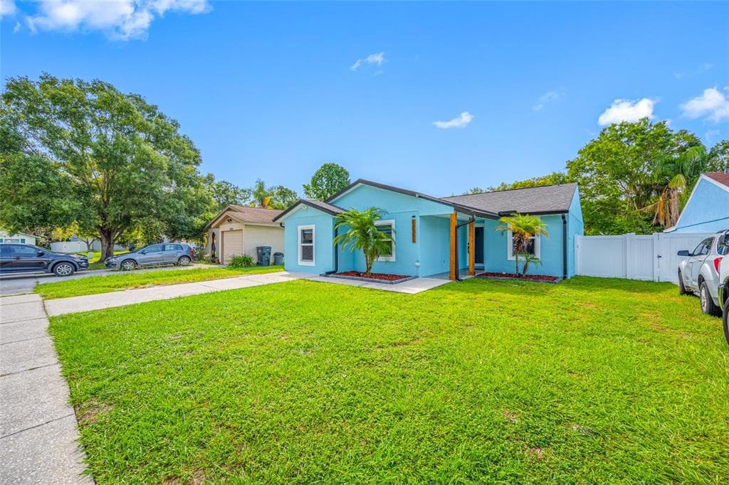 12351 CLOVERSTONE DRIVE TAMPA, FL 33624