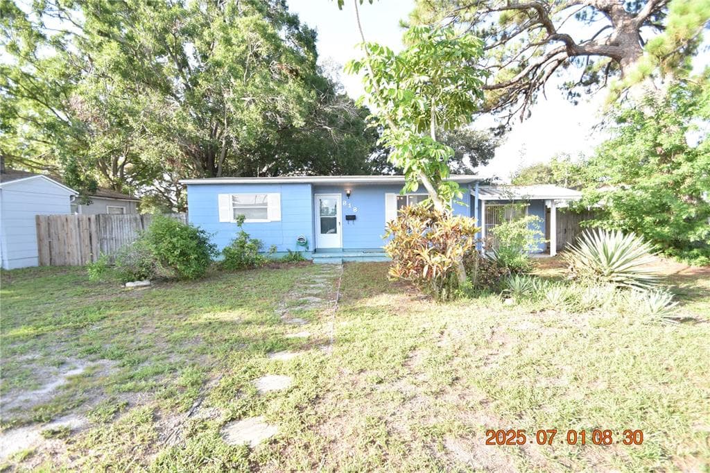818 49TH AVENUE N ST PETERSBURG, FL 33703