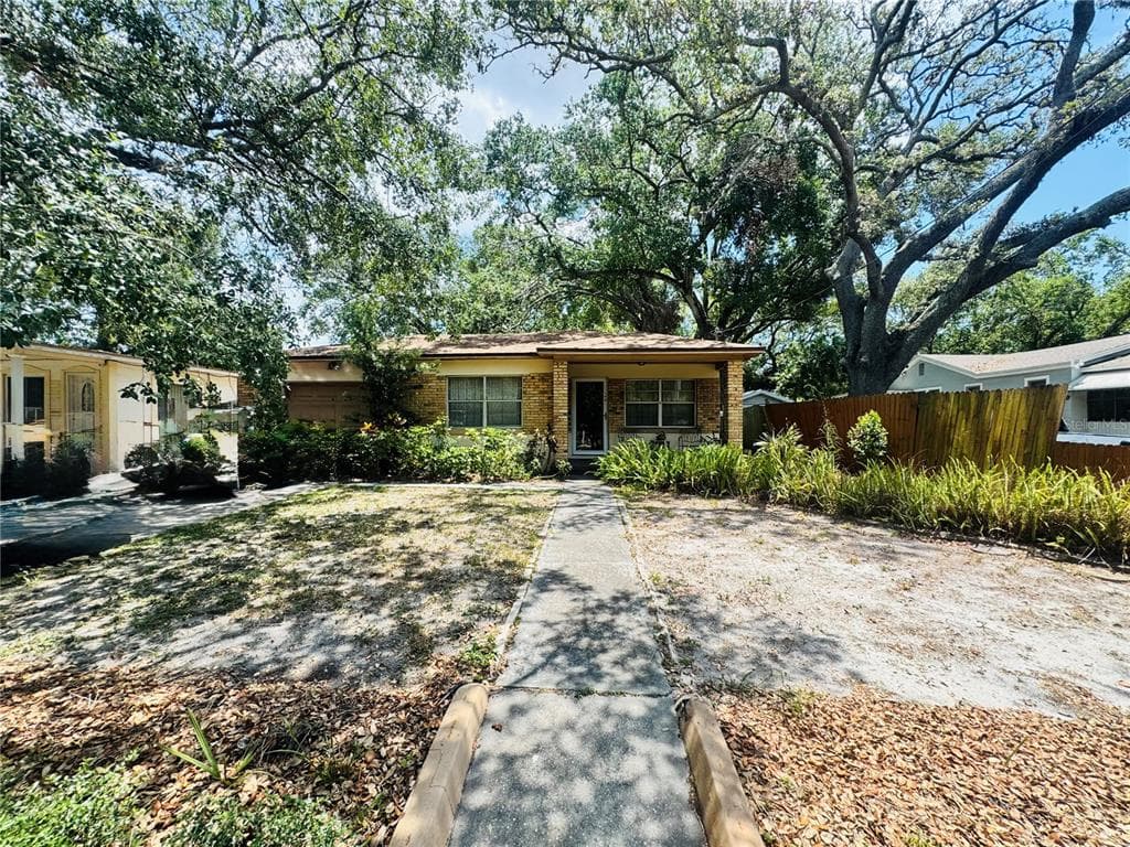 5901 N 34TH STREET TAMPA, FL 33610
