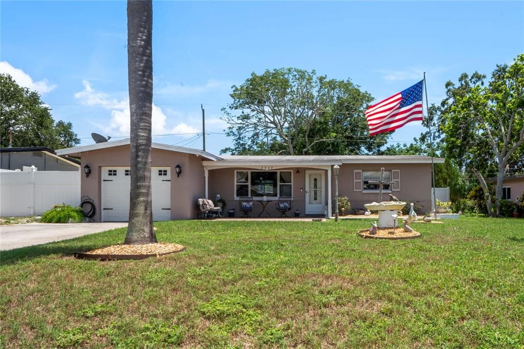 2322 NOLAN DRIVE LARGO, FL 33770