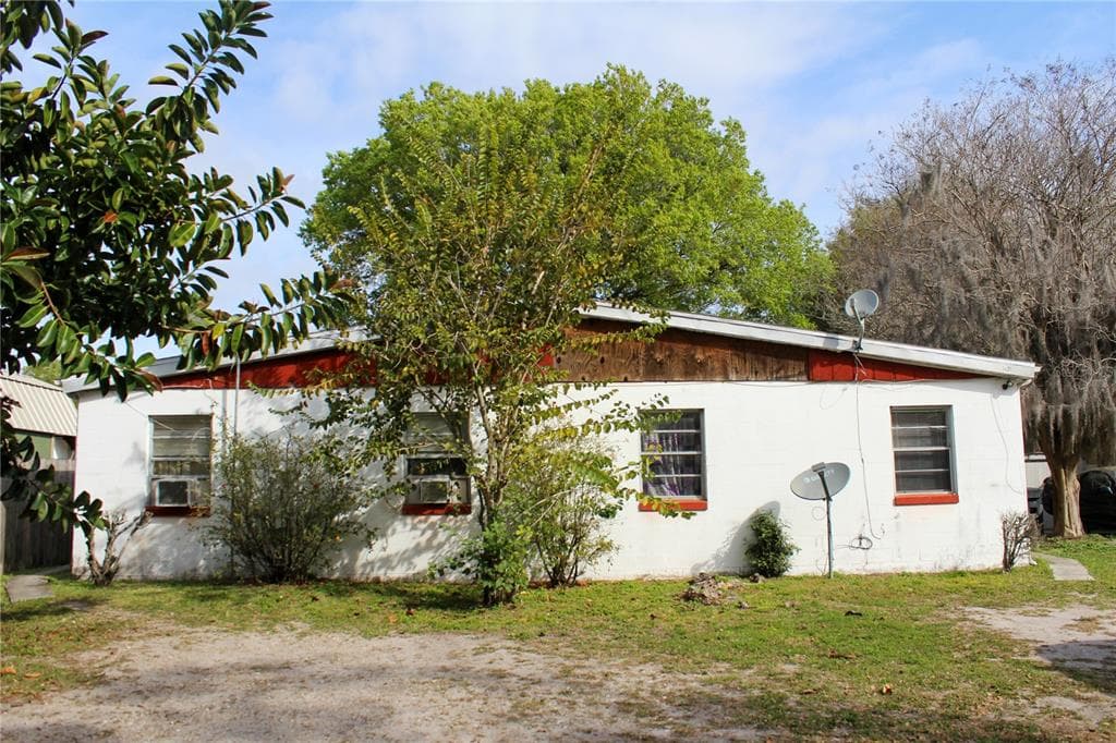 3018 GALAXY LANE LAKELAND, FL 33801