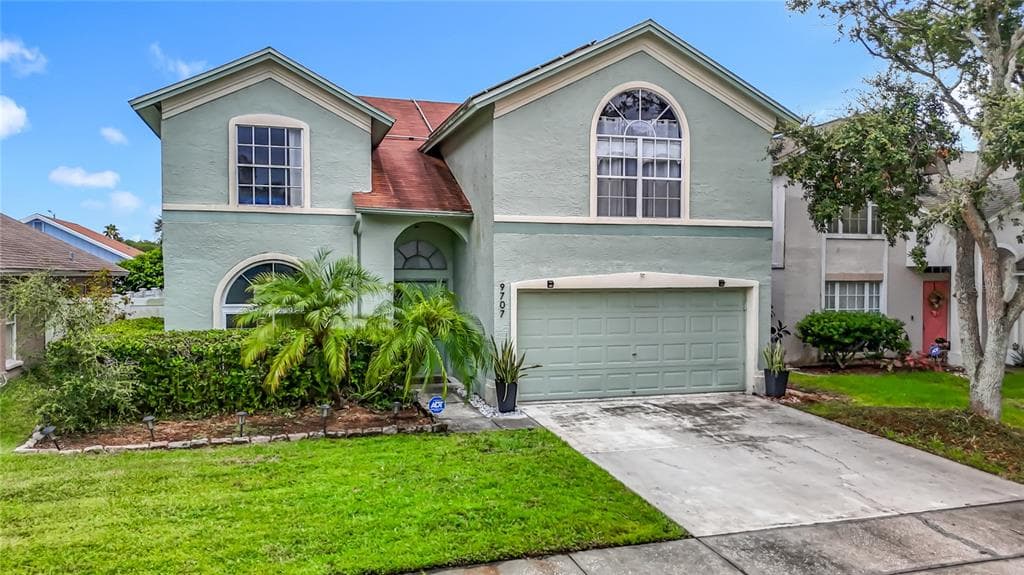 9707 KINGS CANYON PLACE TAMPA, FL 33634