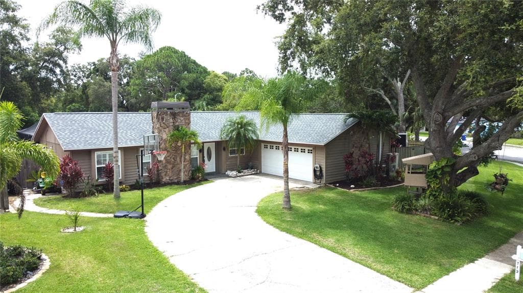 713 RUSTIC OAKS DRIVE