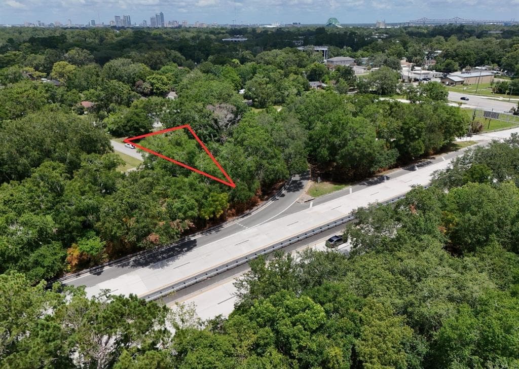 5015 BRIDGEWATER CIRCLE JACKSONVILLE, FL 32207