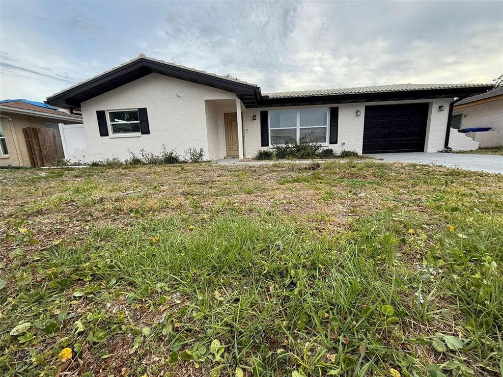 1703 IRONWOOD COURT E OLDSMAR, FL 34677