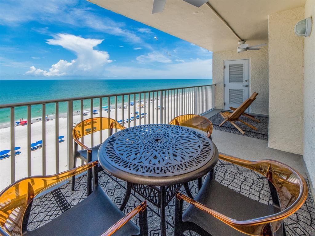 20002 GULF BOULEVARD UNIT 2803 INDIAN SHORES, FL 33785