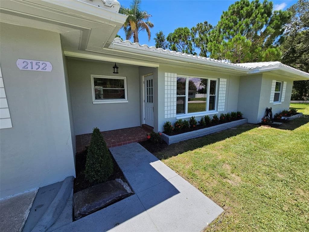 2152 MCKINLEY STREET CLEARWATER, FL 33765