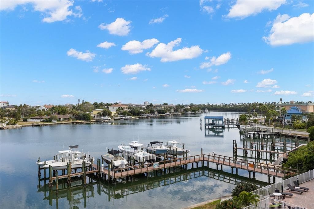 3805 GULF BOULEVARD UNIT 401 ST PETE BEACH, FL 33706