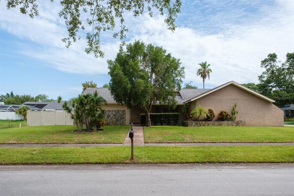 2421 EAGLE CHASE DRIVE PALM HARBOR, FL 34683