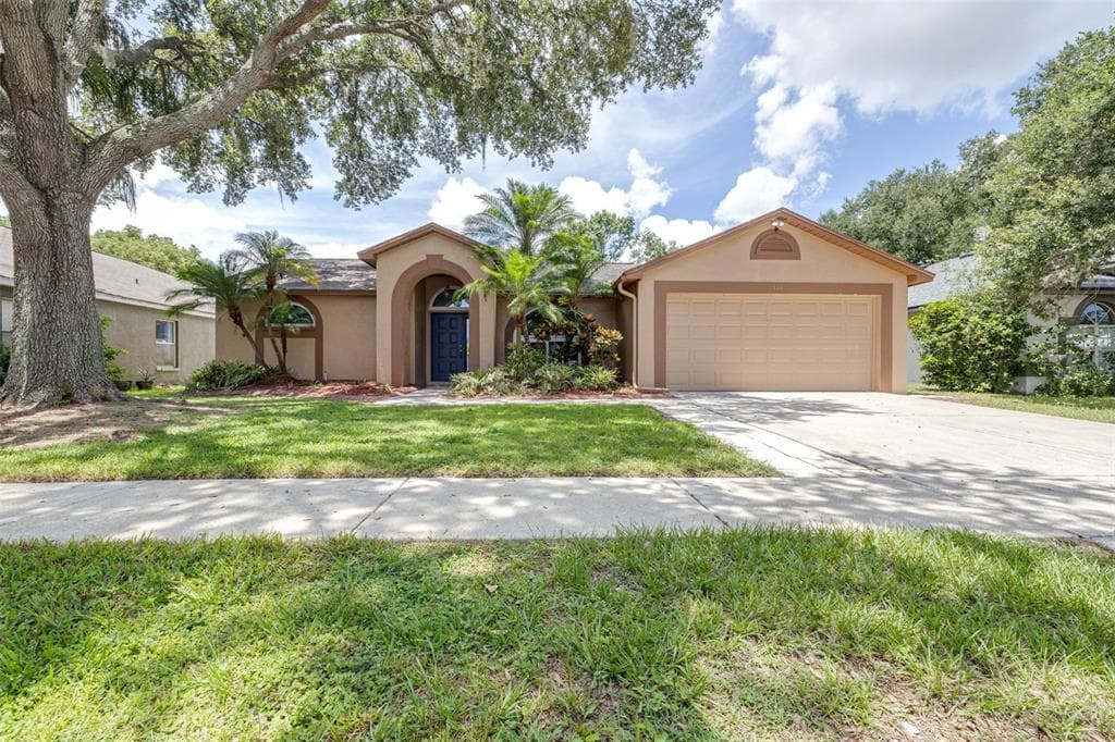 1324 GANGPLANK DRIVE VALRICO, FL 33594