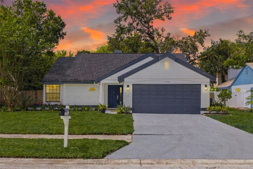2908 LONGBROOKE WAY CLEARWATER, FL 33760