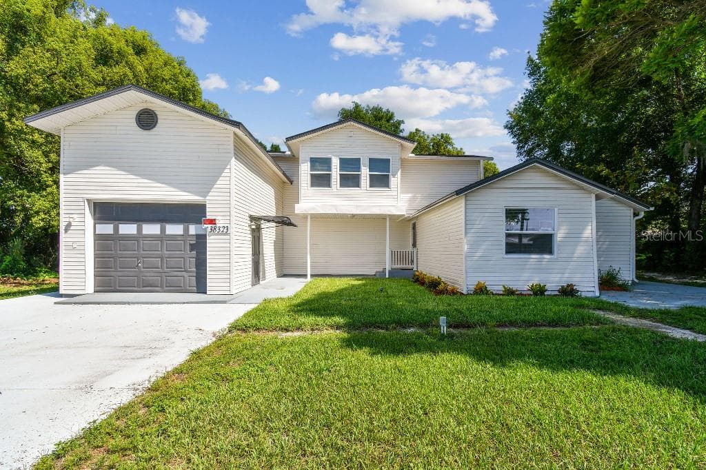 38323 11TH AVENUE ZEPHYRHILLS, FL 33542