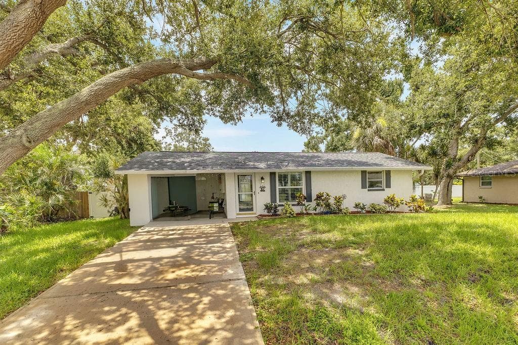 165 DARTMOUTH ROAD VENICE, FL 34293