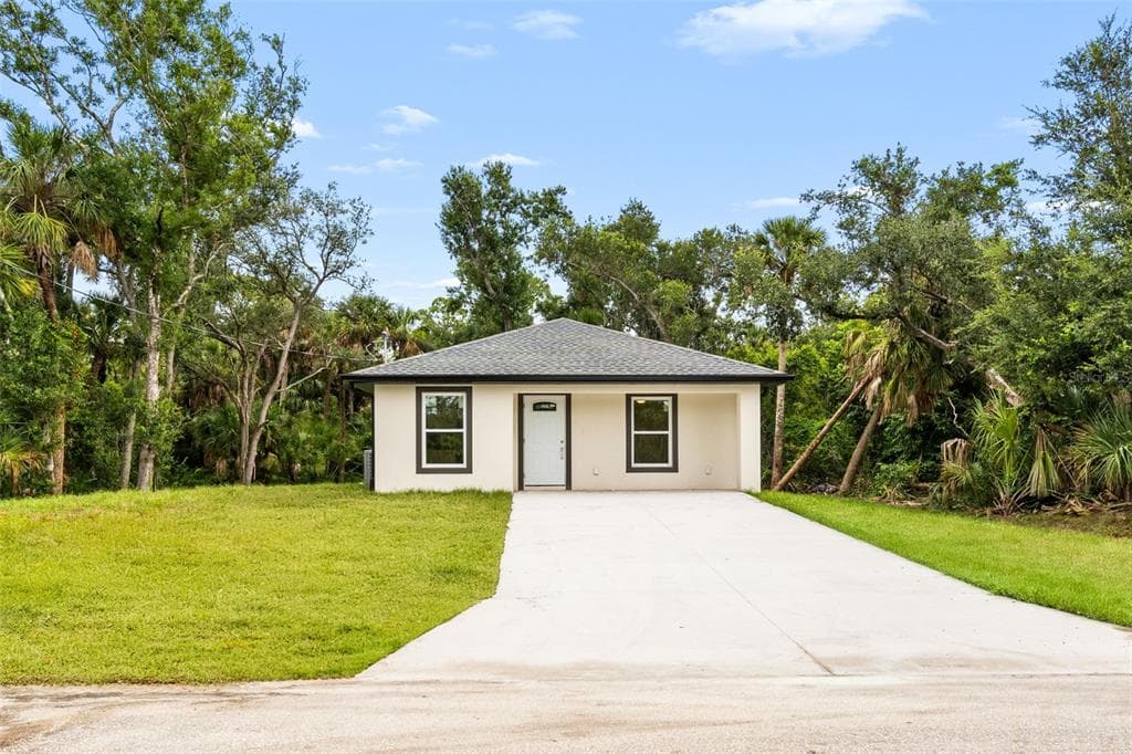 18146 SINATRA AVENUE PORT CHARLOTTE, FL 33954