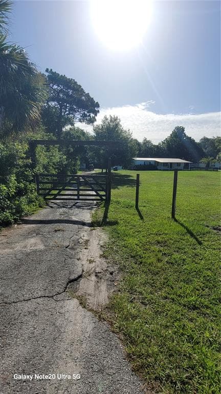 11324 BRUIN DRIVE NEW PORT RICHEY, FL 34654