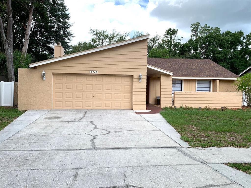 4718 GRAINARY AVENUE TAMPA, FL 33624