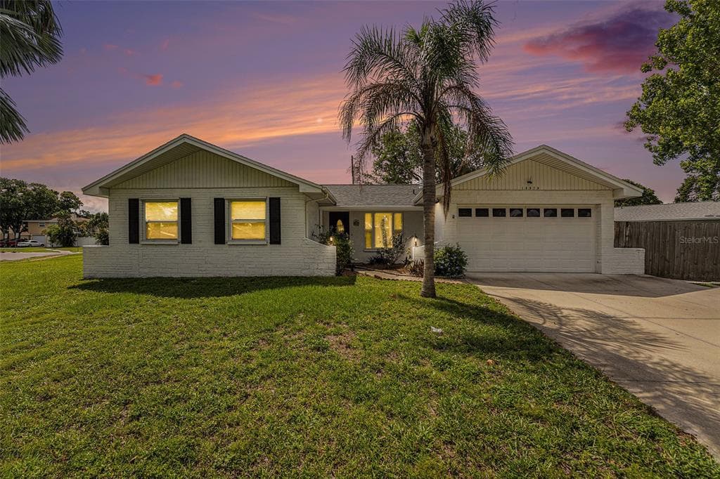 14979 CROMWELL DRIVE CLEARWATER, FL 33764
