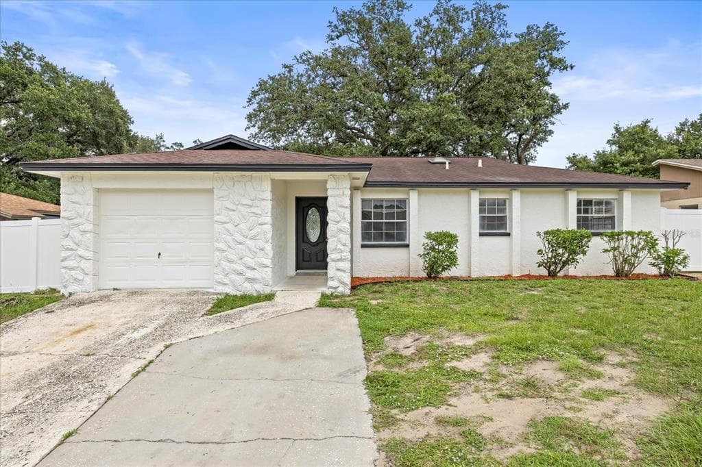 4410 LURLINE CIRCLE TAMPA, FL 33610