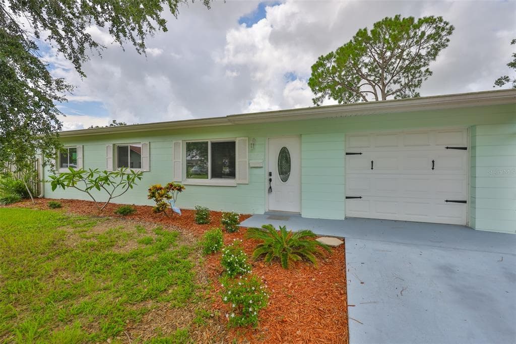 1030 53RD AVENUE N ST PETERSBURG, FL 33703