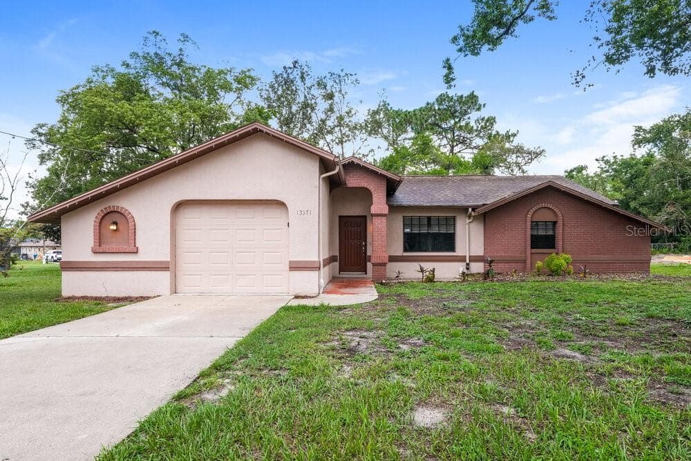 13371 MAUREEN AVENUE SPRING HILL, FL 34609