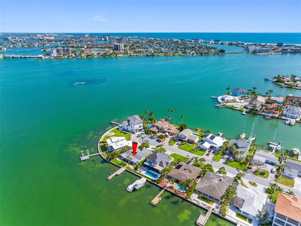 11085 9TH STREET E TREASURE ISLAND, FL 33706