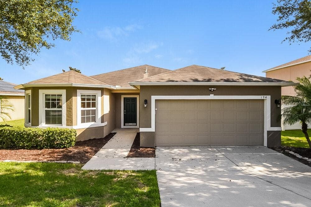 194 COMPASS ROSE DRIVE GROVELAND, FL 34736