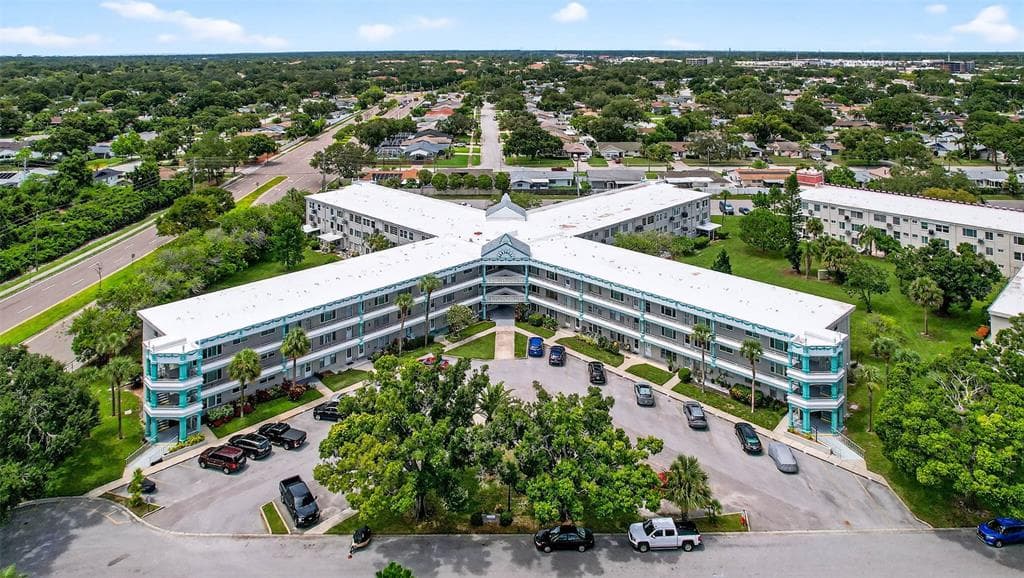 2370 JAMAICAN STREET UNIT 84 CLEARWATER, FL 33763