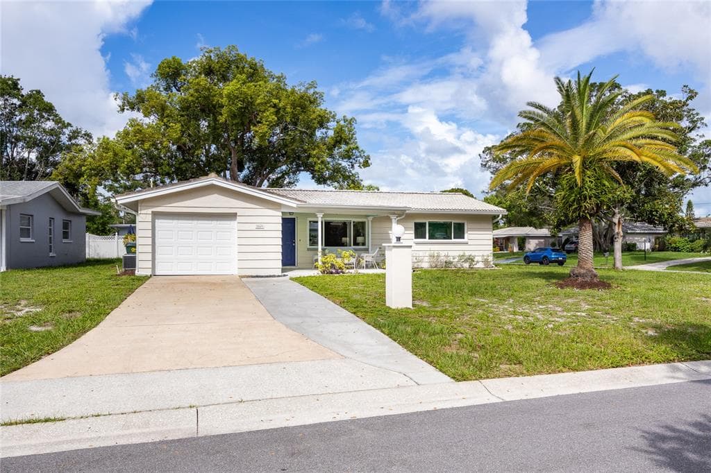 2069 SHADOW LN CLEARWATER, FL 33763