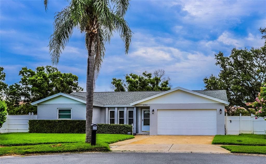 11713 106TH COURT SEMINOLE, FL 33778